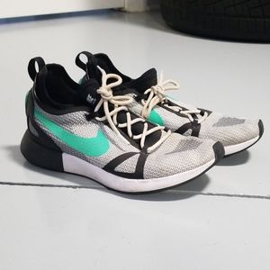 Nike Duel Racers